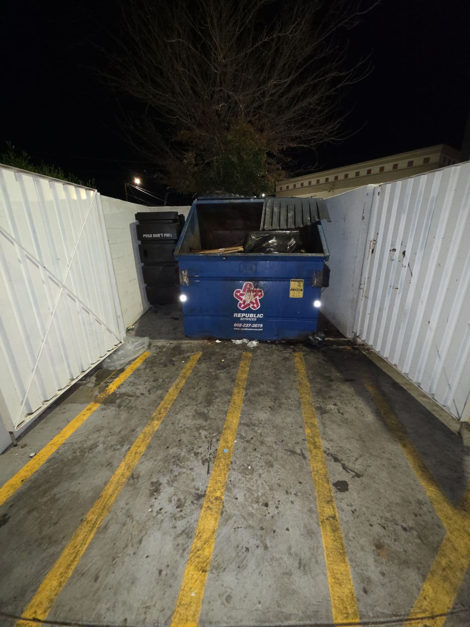 Gallery photos for Immaculate Dumpster Pad Cleaning in Mesa Arizona: Image #1