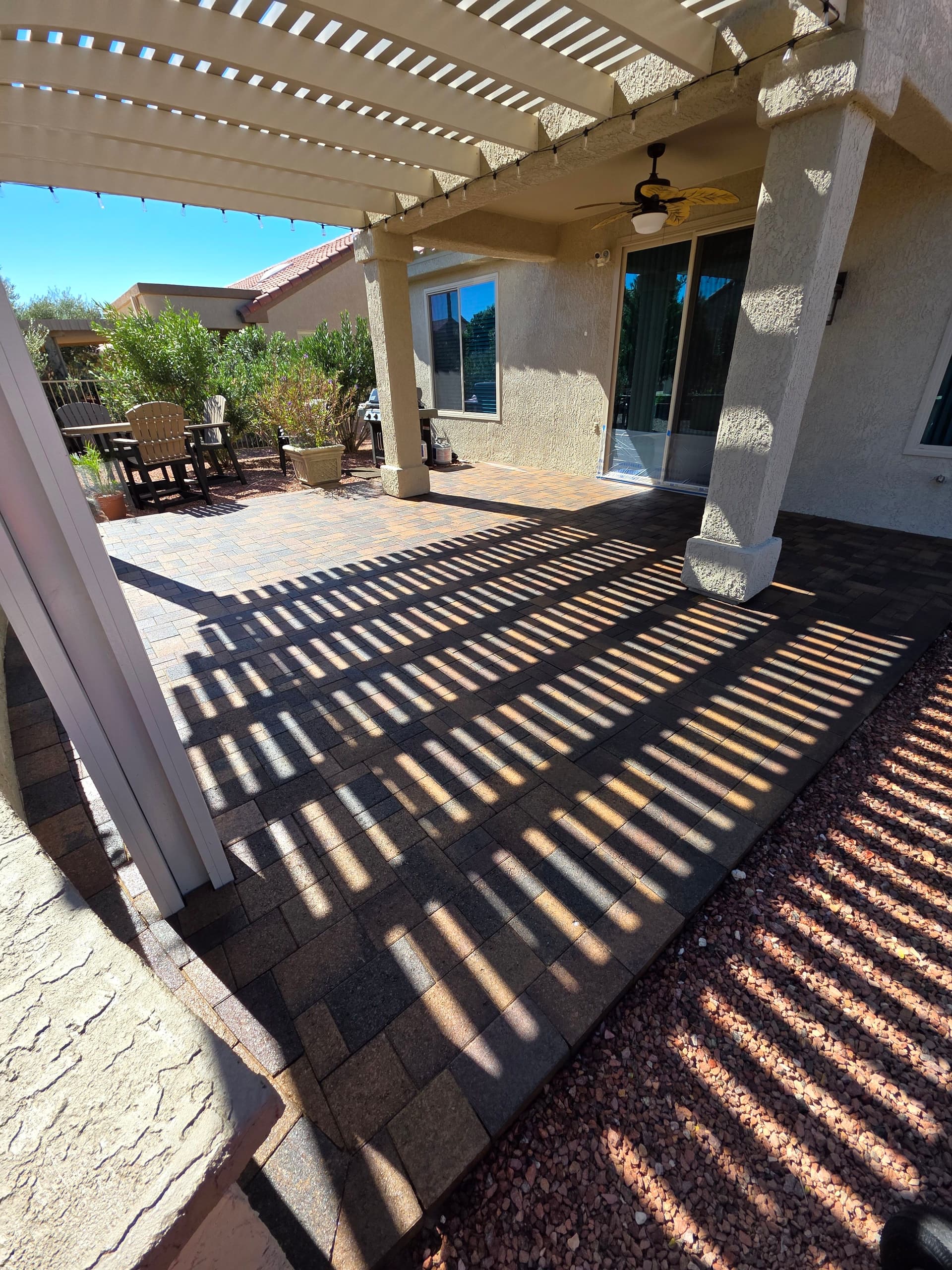 Gallery photos for Paver Patio Cleaning and Sealing in Sun City: Image #1