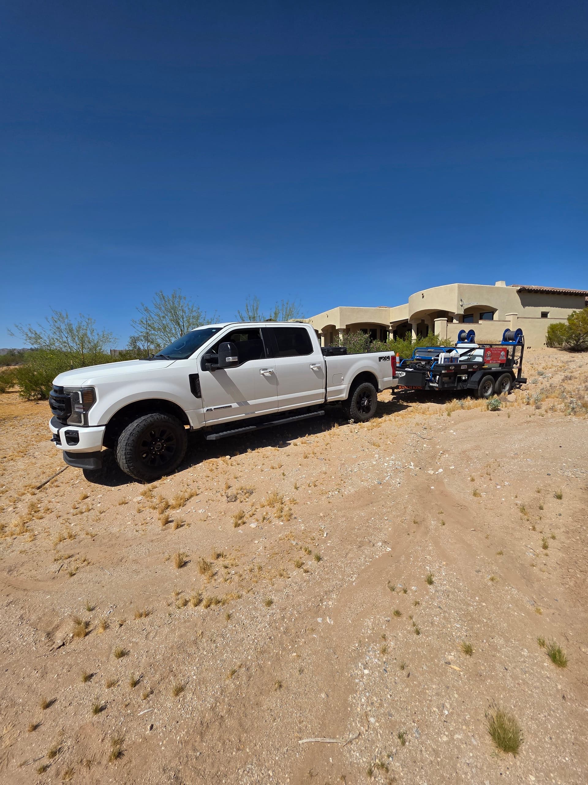 Gallery photos for Our 4x4 Rigs Go Where Other Wash Crews Won't: Image #1